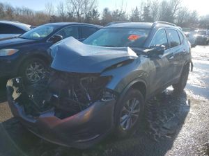 Nissan Rogue S 2.5L 4 2015
