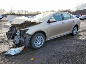 Toyota Camry BASE 2.5L 4 2012