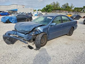 Toyota Camry LE 2.4L 4 2003