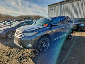Toyota Highlander BASE 3.5L 6 2011
