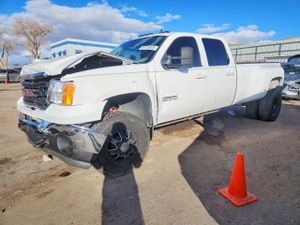 GMC Sierra K3500 SLT 6.6L 8 2011