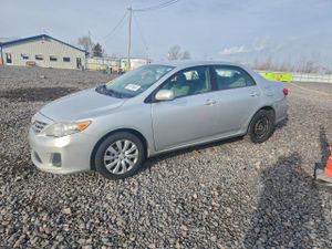 Toyota Corolla BASE 1.8L 4 2013
