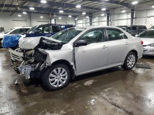 Toyota Corolla BASE 1.8L 4 2013