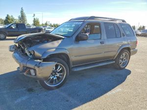 Nissan Pathfinder LE 3.5L 6 2002