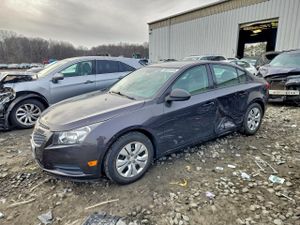 Chevrolet Cruze LS 1.8L 4 2014