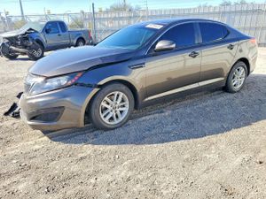 Kia Optima LX 2.4L 4 2011