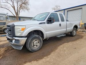Ford F-250 SUPER DUTY 6.2L 8 2013