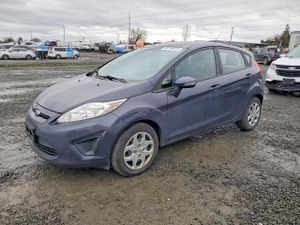 Ford Fiesta SE 1.6L 4 2013