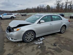 Toyota Avalon BASE 3.5L 6 2011