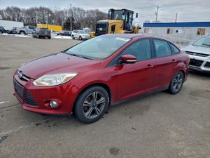 Ford Focus SE 2.0L 4 2014