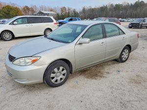 Toyota Camry LE 2.4L 4 2004