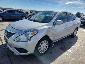 Nissan Versa S 1.6L 4 2015