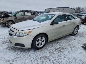 Chevrolet Malibu LS 2.5L 4 2013