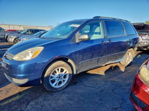 Toyota Sienna LE 3.3L 6 2005