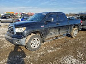 Toyota Tundra DOUBLE CAB SR5 5.7L 8 2011