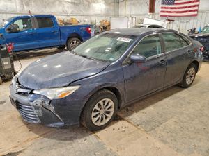 Toyota Camry LE 2.5L 4 2015