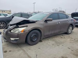 Nissan Altima TECHNOLOGY 2.5L 4 2015