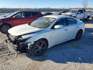 Nissan Maxima S 3.5L 6 2014