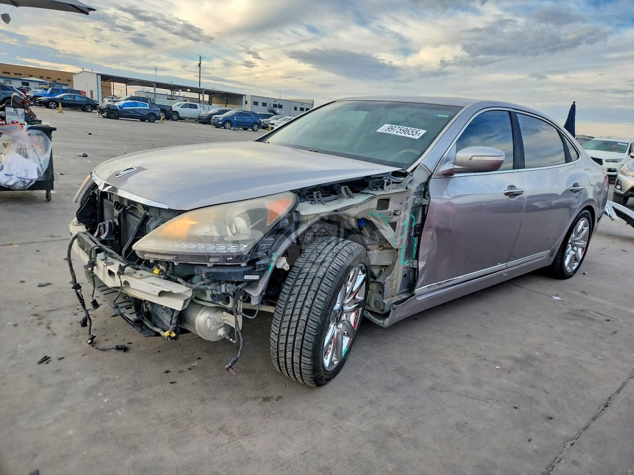 Hyundai Equus SIGNATURE 5.0L 8 2013