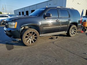 Chevrolet Tahoe C1500 LTZ 5.3L 8 2011