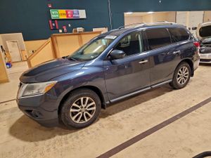 Nissan Pathfinder S 3.5L 6 2015