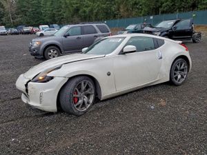 Nissan 370z BASE 3.7L 6 2015