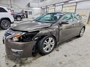 Nissan Altima 3.5S 3.5L 6 2013