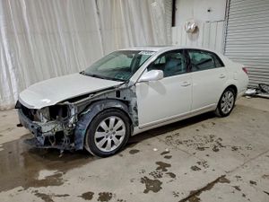 Toyota Avalon XL 3.5L 6 2005