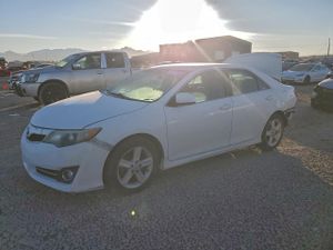 Toyota Camry L 2.5L 4 2013