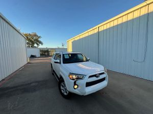 Toyota 4Runner SR5 4.0L 6 2015