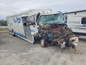 Freightliner Business Class M2 8.9L 6 2015