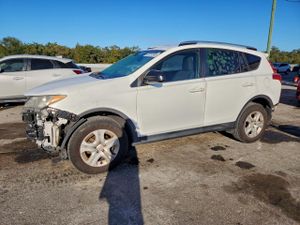 Toyota Rav4 LE 2.5L 4 2015