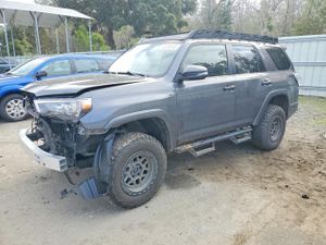 Toyota 4Runner SR5 4.0L 6 2014