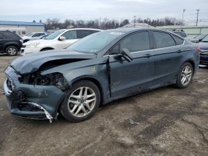 Ford Fusion SE 2.5L 4 2015