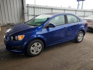 Chevrolet Aveo (Sonic) LS 1.8L 4 2013