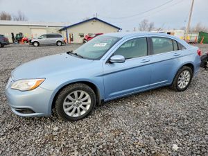 Chrysler 200 TOURING 2.4L 4 2012
