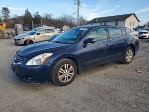 Nissan Altima BASE 2.5L 4 2011