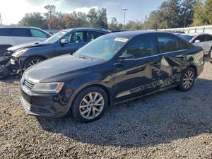Volkswagen Jetta SE 1.8L 4 2014
