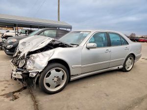 Mercedes-Benz E 55 AMG 5.4L 8 2000