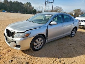 Toyota Camry BASE 2.5L 4 2011