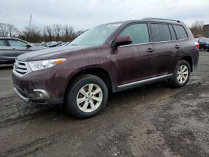 Toyota Highlander BASE 3.5L 6 2013