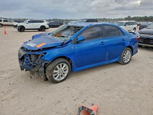 Toyota Corolla BASE 1.8L 4 2010