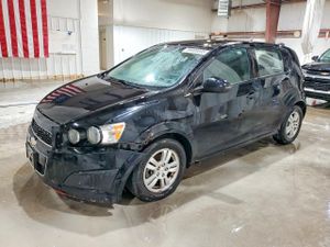 Chevrolet Aveo (Sonic) LS 1.8L 4 2012