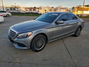 Mercedes-Benz C 300 4MATIC 2.0L 4 2015