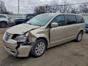 Chrysler Town & Country TOURING 3.6L 6 2013