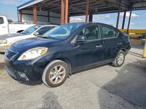 Nissan Versa S 1.6L 4 2012