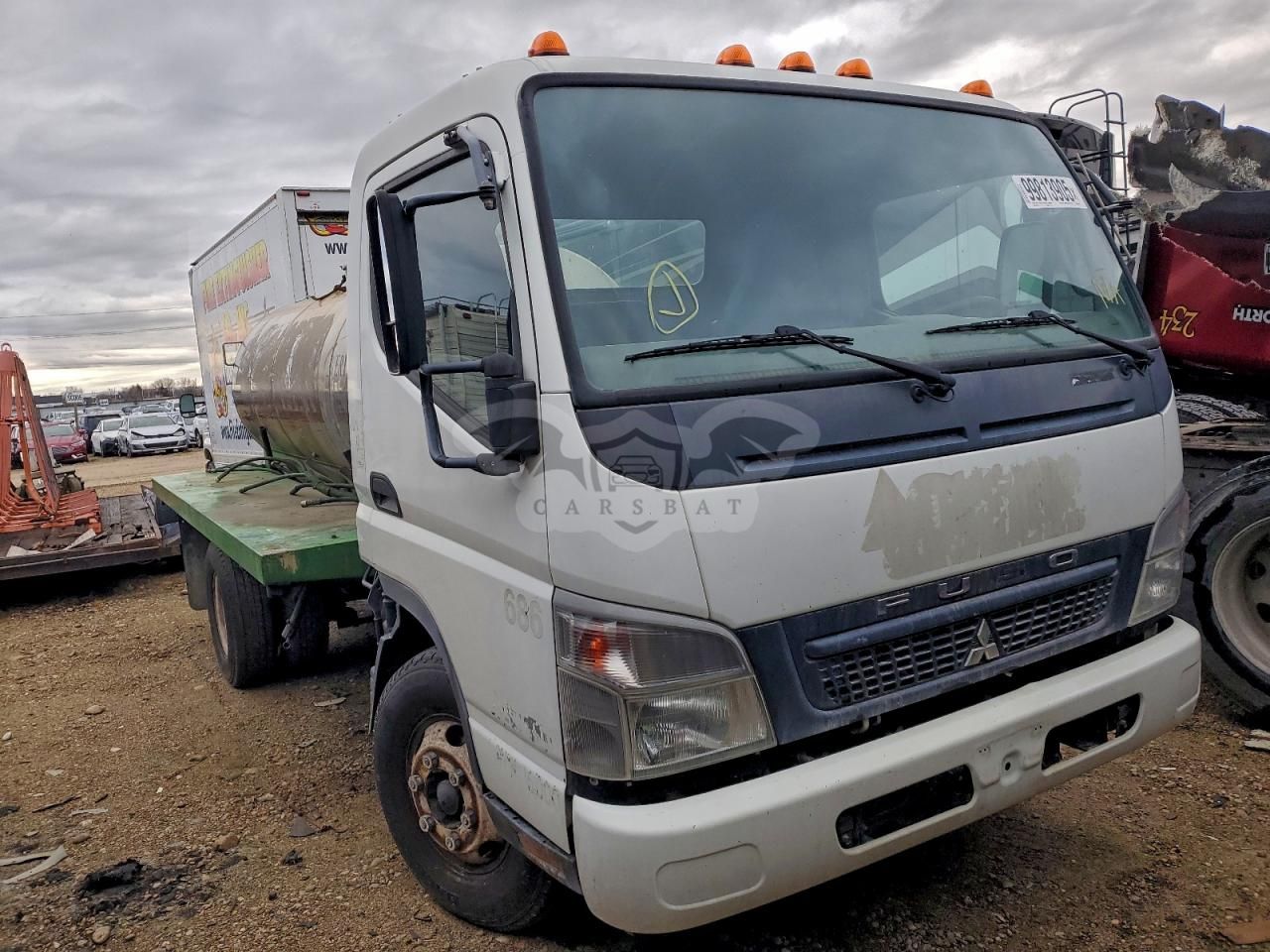 Mitsubishi Fuso Canter 84D 4.9L 4 2010