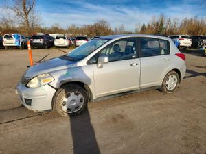 Nissan Versa S 1.8L 4 2008