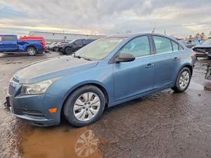 Chevrolet Cruze LS 1.8L 4 2012