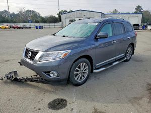 Nissan Pathfinder S 3.5L 6 2014